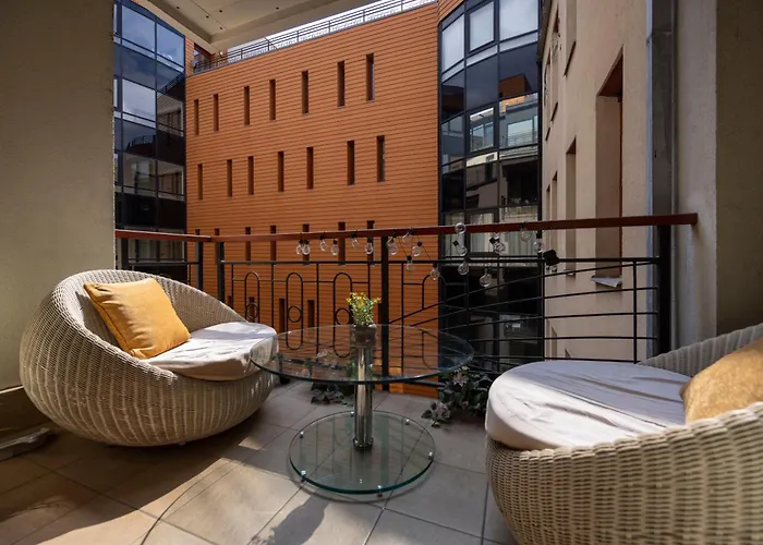 Apartament Exclusive With Balcony By Prestige Homes *