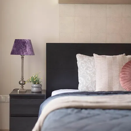 Apartment Exclusive With Balcony By Prestige Homes *